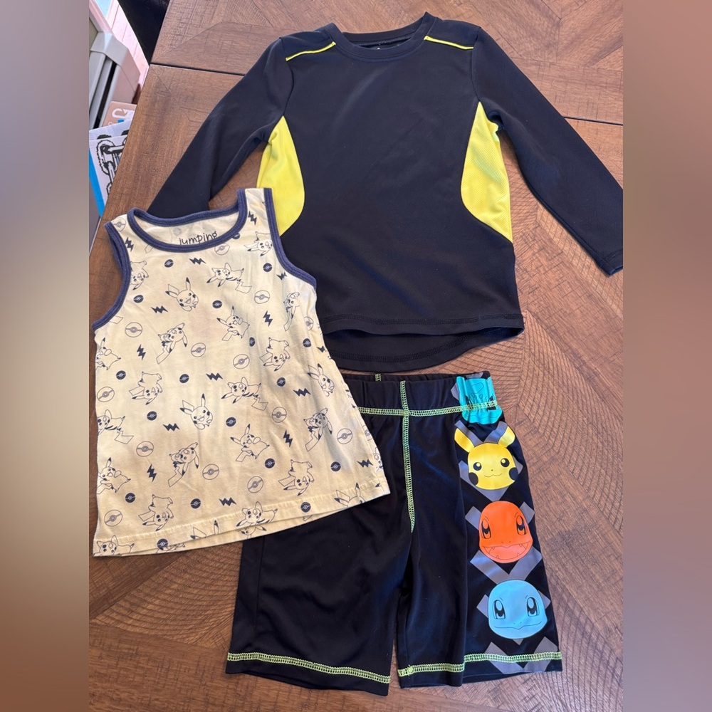 Toddler Boys Athletic Wear Bundle Size 4 - Picture 8 of 11
